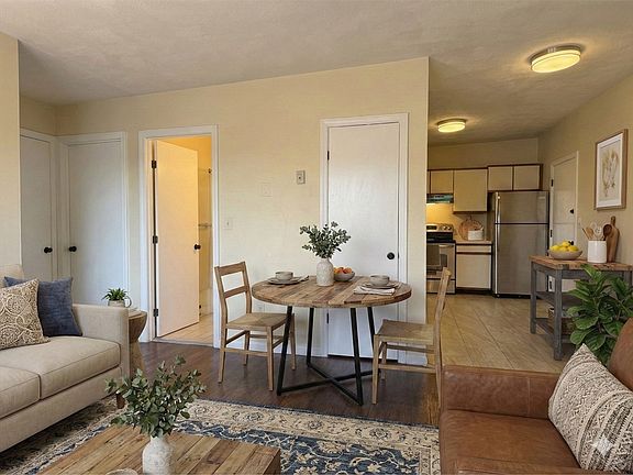 4th image of 1129 N Shore Rd #3D