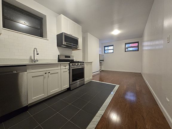 4th image of 24 Ludlow St APT 1