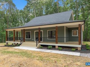 8 Holman Mill Rd, Farmville, VA 23901