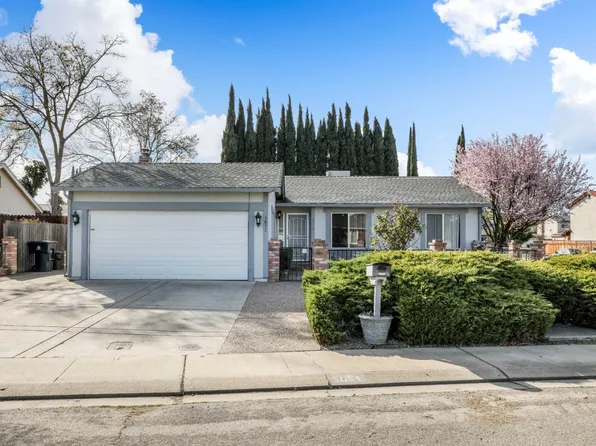 1051 Kapareil Dr, Tracy, CA 95376