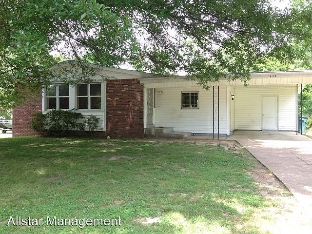 1st image of 1656 Town And Country Dr