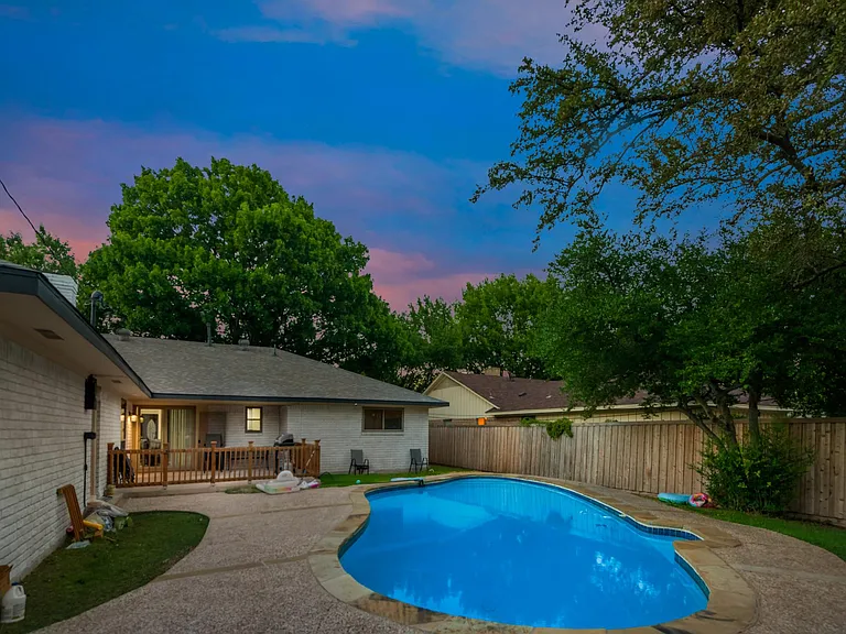 7754 Querida Ln — Photo 39