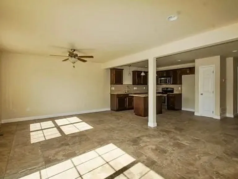 1230 Beaumont Ave — Photo 15