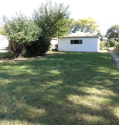 2nd image of 7653 S Indiana Ave