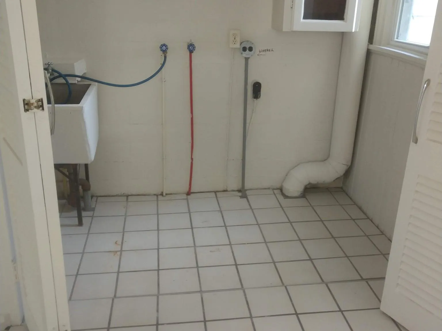 919 Hancock St — Photo 3