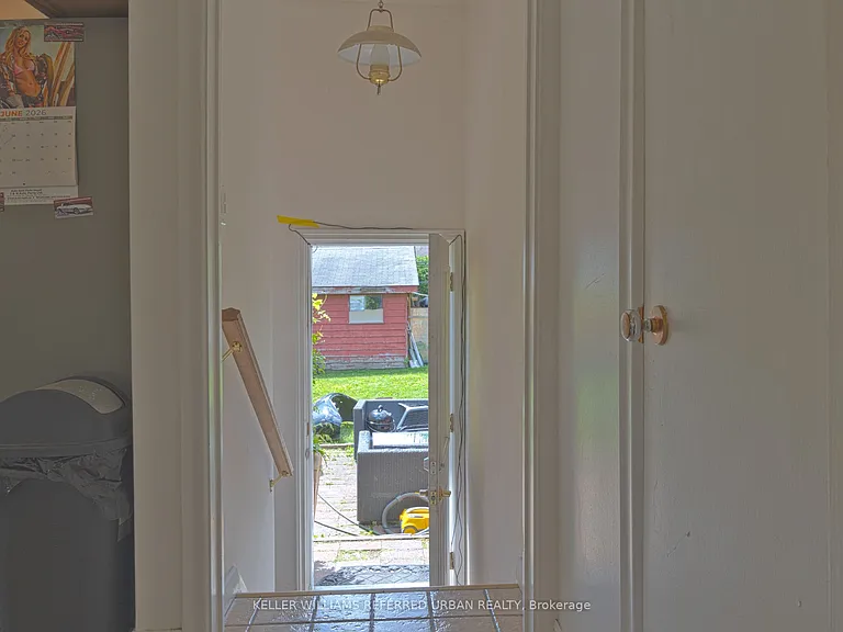 153 Newton Dr — Photo 37