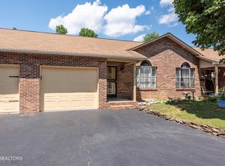 1208 Karina Cir, Maryville, TN 37804