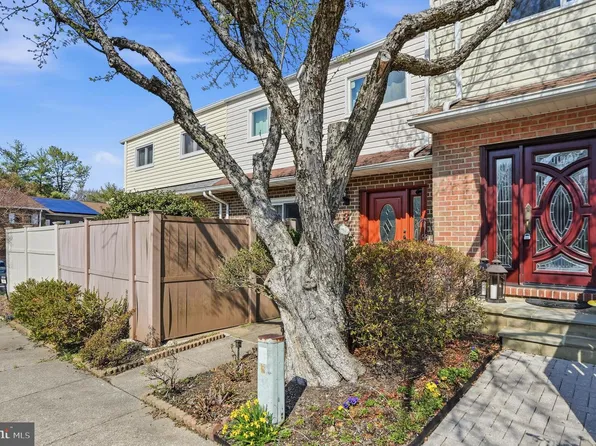 5 Columbine Ct, Baltimore, MD 21209