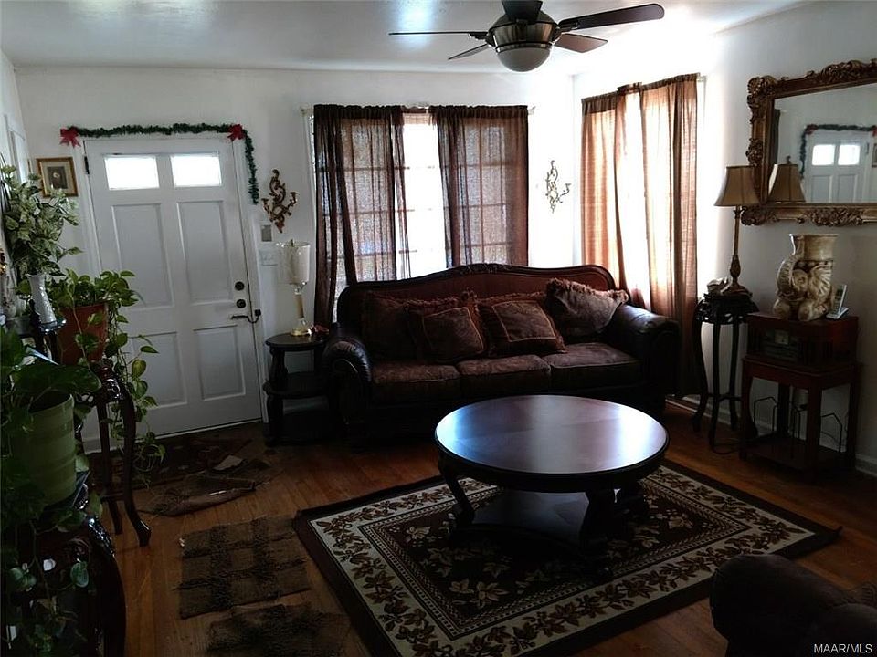 2nd image of 2080 Midway St