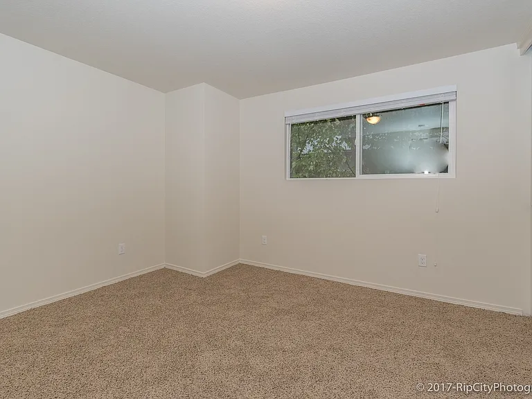 5011 SW Beaverton Hillsdale Hwy — Photo 12