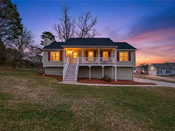 36 Hitchcock Dr, Villa Rica, GA 30180