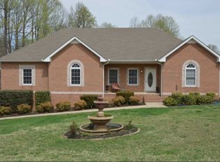 4008 Sawney Dr, Greenbrier, TN 37073