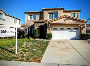 7001 Spring Time Ave, Fontana, CA 92336