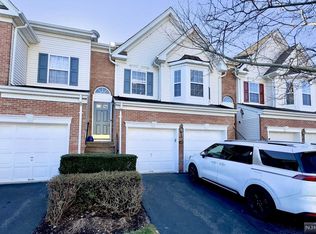 348 Winthrop Dr, Nutley, NJ 07110