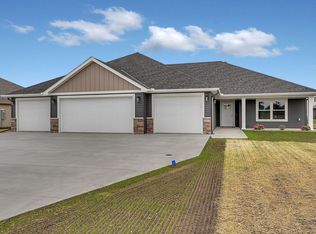 6847 Haven Ct, Saint Cloud, MN 56303