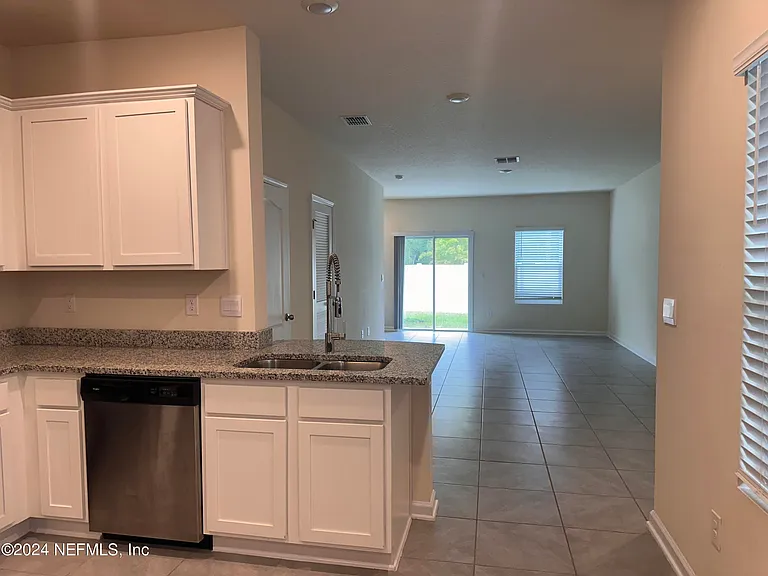 71 Tahiti Shores Court St — Photo 9