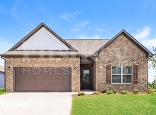 300 Ridge View Cir, Jemison, AL 35085