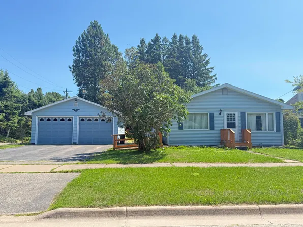 1303 John St, Sault Sainte Marie, MI 49783