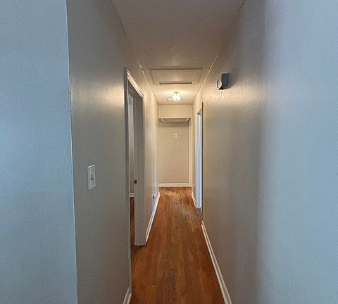 3rd image of 3907 Raintree Dr