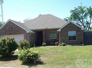 1015 Porter Pl, Sanger, TX 76266