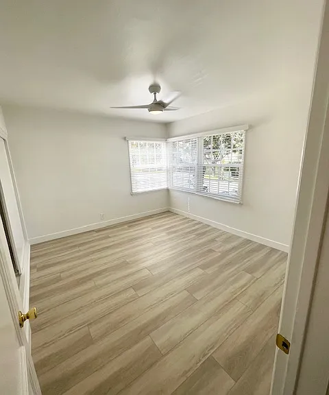 421 N Doheny Dr #14 — Photo 14