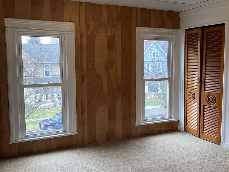 W Spruce Ave — Photo 24