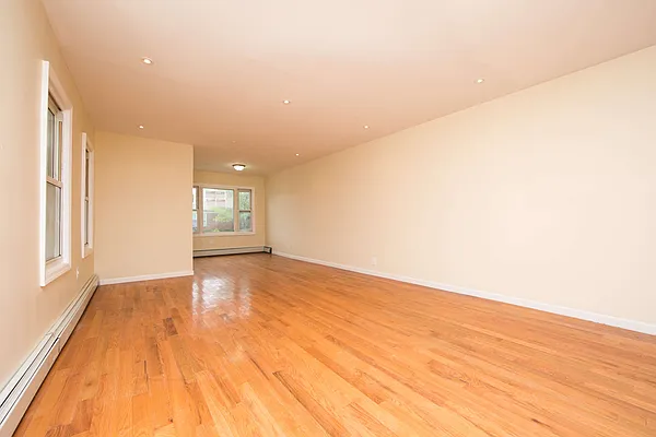 Sold by Keystone Realty USA Corp | media 11