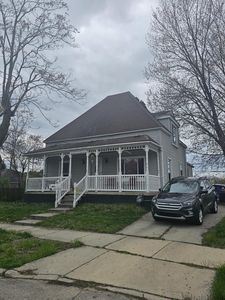 2124 5th St, Wyandotte, MI, 48192
