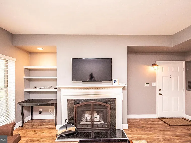 3920 Penderview Dr #324 — Photo 32