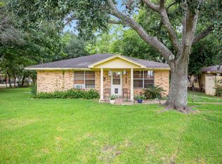 135 Rude St, Rosenberg, TX 77471