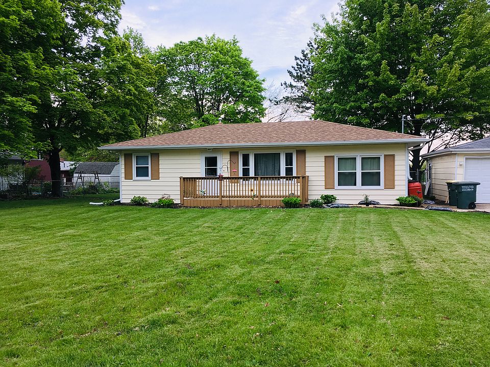 1st image of 255 Meadow Lane Dr