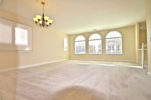2nd image of 18 Viola St