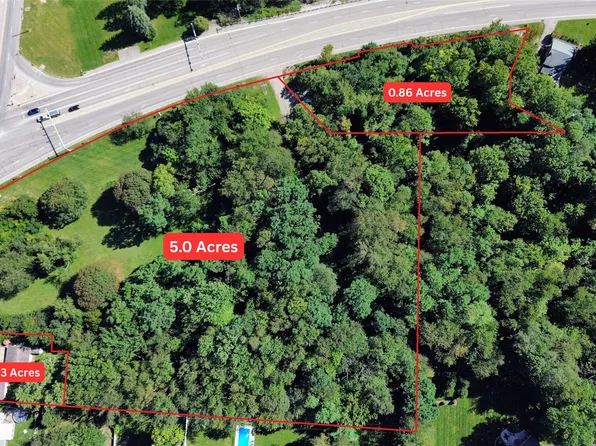 4722 W Lake Rd, Erie, PA 16505