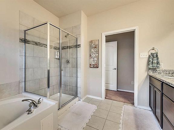 2nd image of 9821 Beaver Dam Ln