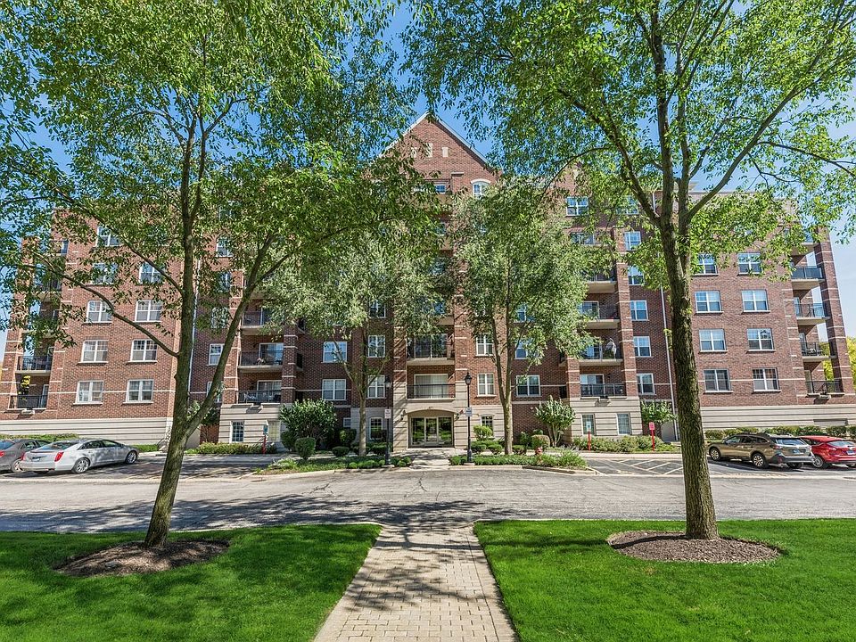 1st image of 410 W Mahogany Ct Unit 212