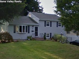 554 Clinton Rd, Paramus, NJ 07652