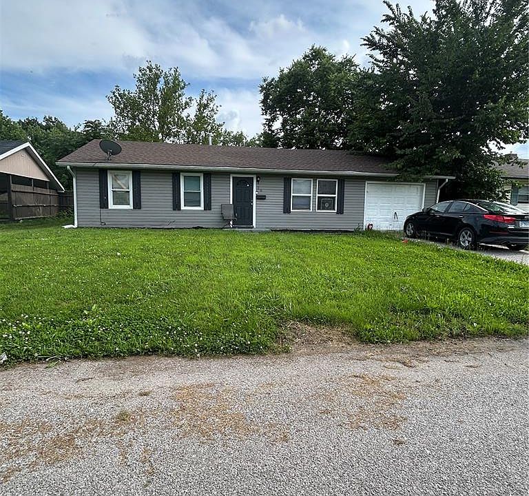 1st image of 20 Melvin Dr