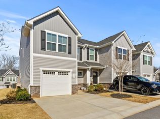 104 Englefield Dr, Fountain Inn, SC 29644