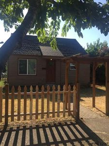 1710 Berry St SE, Salem, OR, 97302