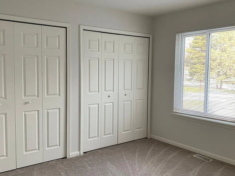 5470 Country Hearth Ln — Photo 9