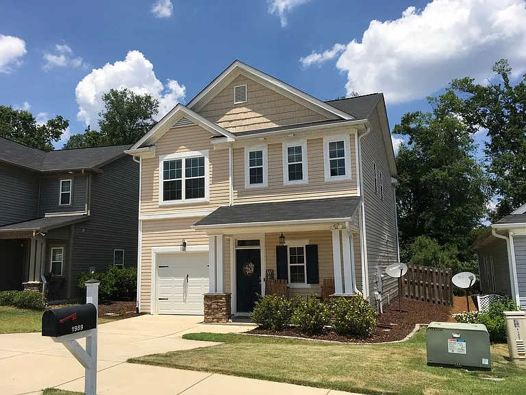 1989 Kenlock Dr — Photo 1