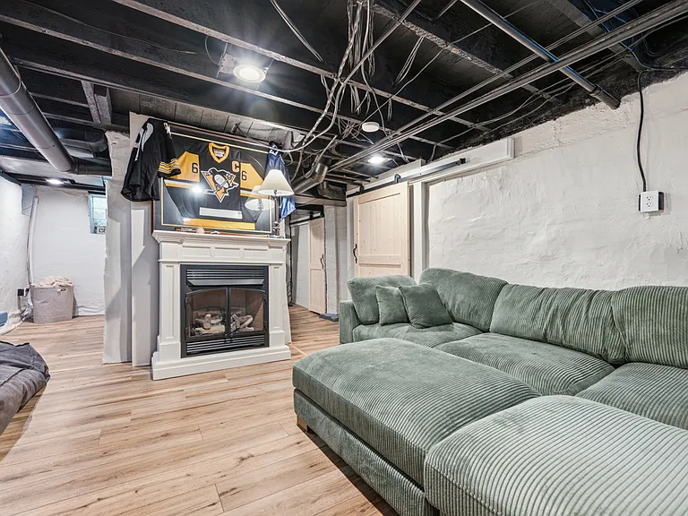 305 Centennial Ave — Photo 31