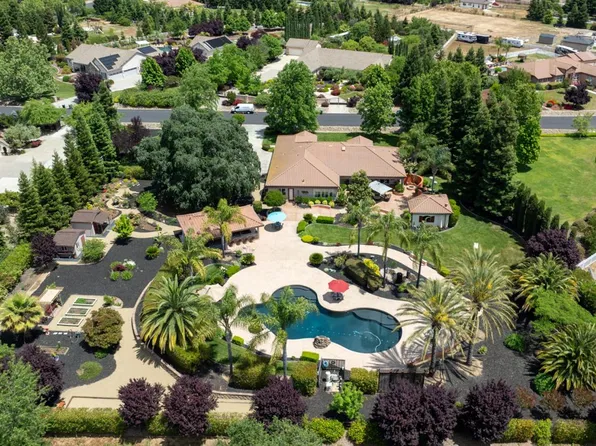 10174 Atlantis Drive, Elk Grove, CA 95624
