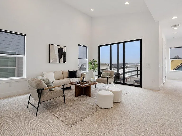 6124 Florencia Ln — Photo 20