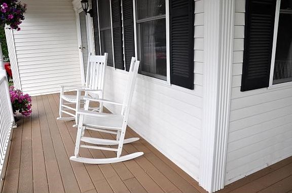 Wraparound porch