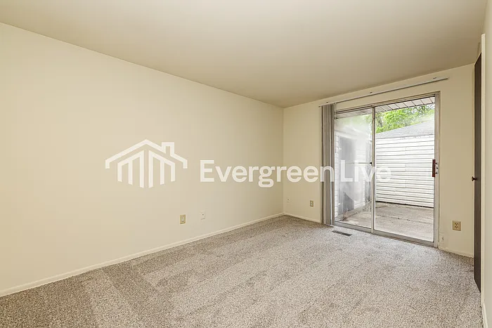 5664 Troy Villa Blvd — Photo 12