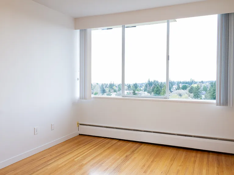 5455 Balsam St — Photo 9