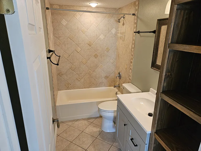 4416 E Drake Blvd — Photo 7