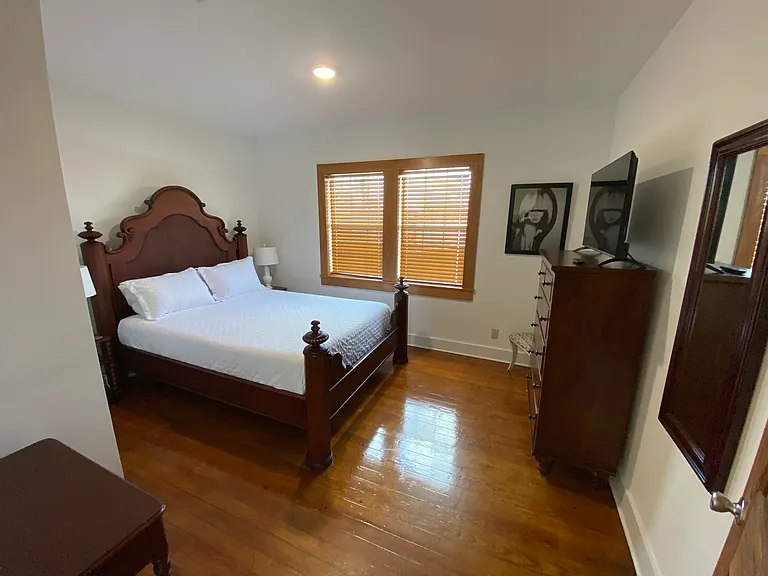 515 Jackson St — Photo 11