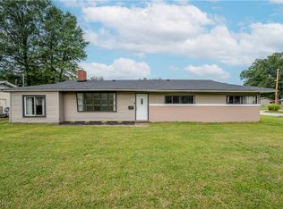 2430 Redgate Ln, Youngstown, OH